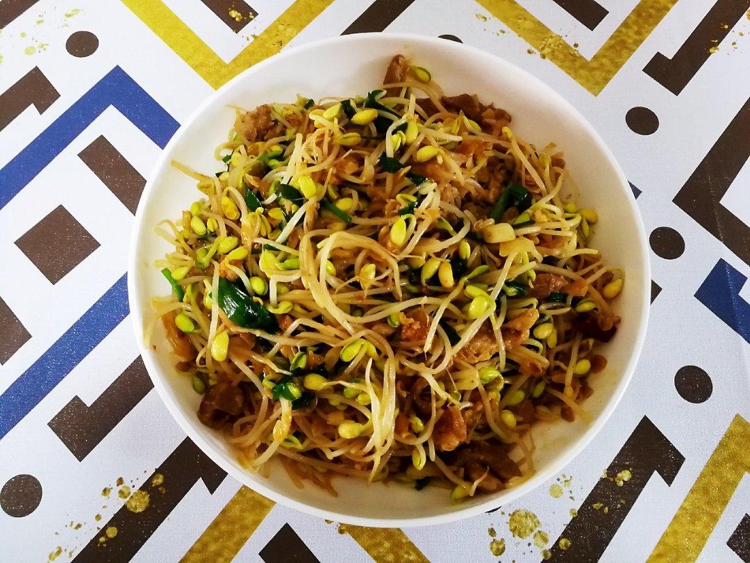 厨师长教你：“炝炒绿豆芽”的家常做法，味道非常赞