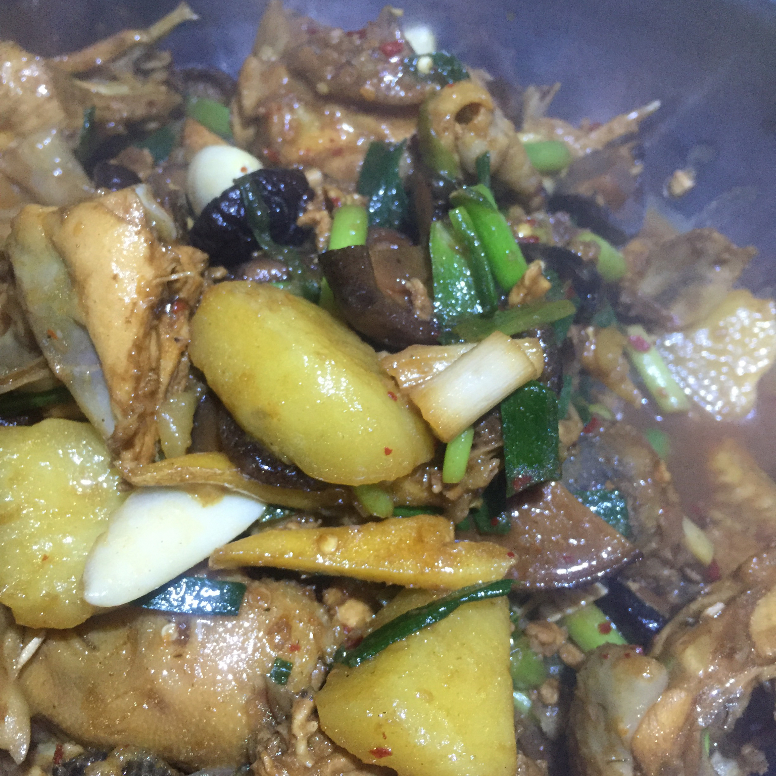 土豆烧鸡