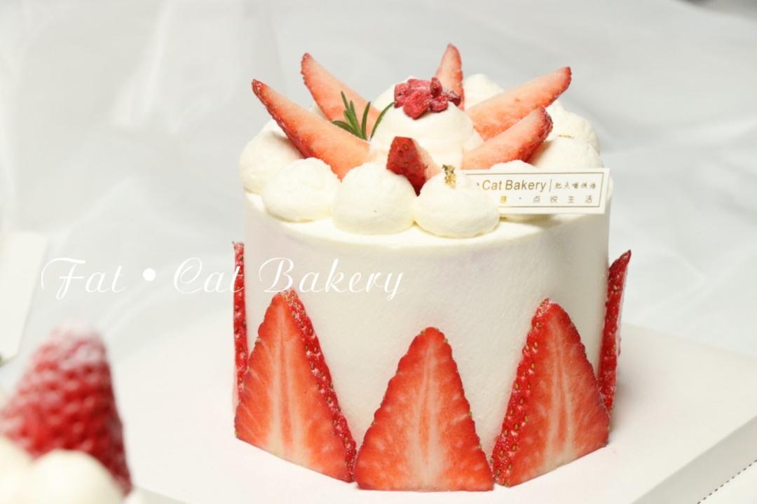 【全网最全合集】搬运🍓漂亮的草莓蛋糕~草莓季装饰灵感图