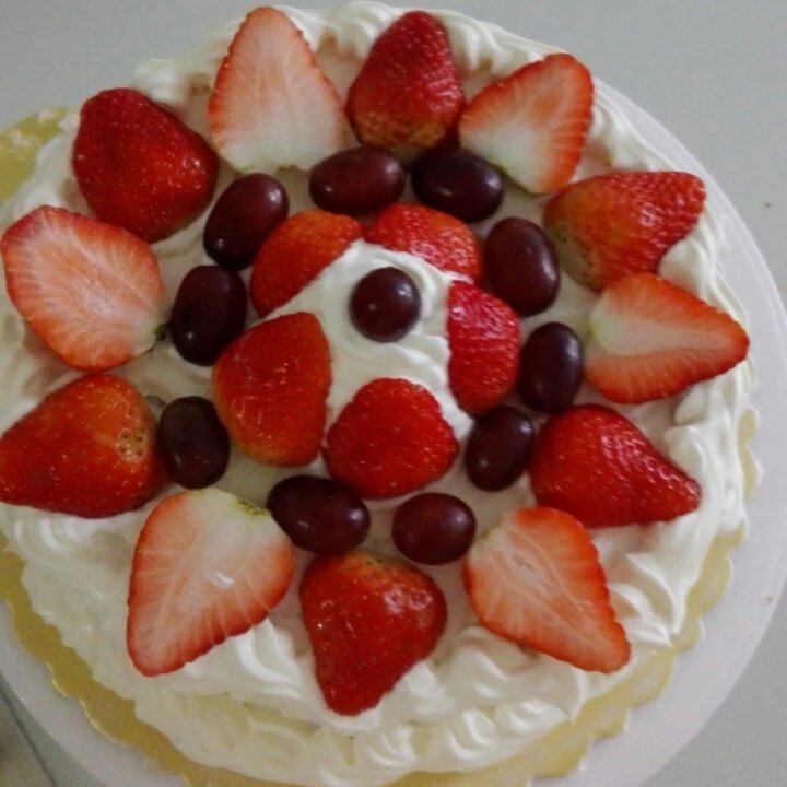 草莓生日蛋糕