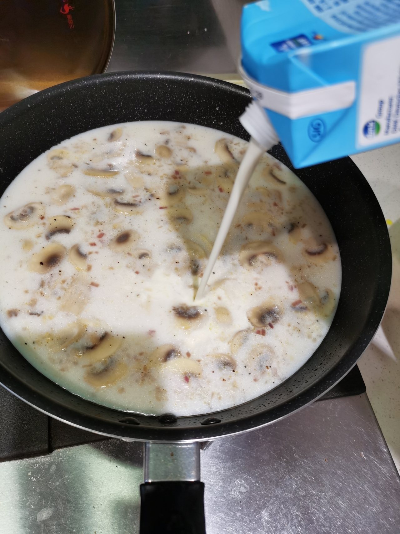 奶油蘑菇浓汤的做法 步骤9