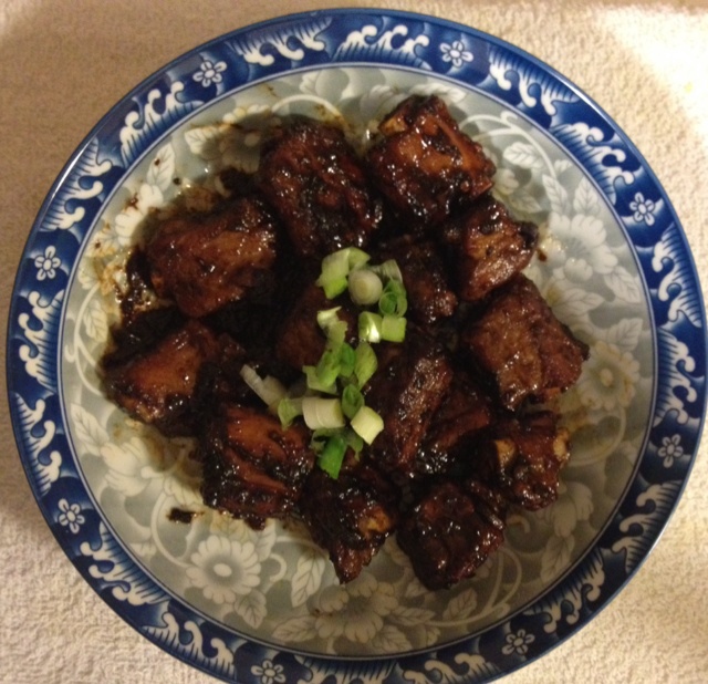 蒜蓉辣酱烧排骨