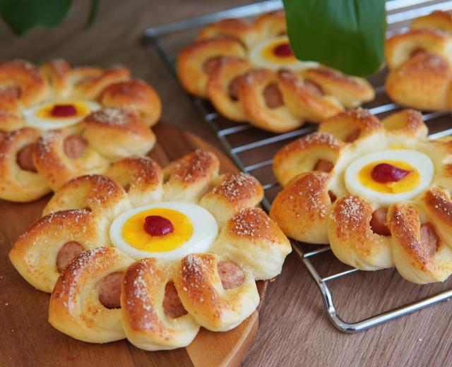 台式万能面团新食谱,早餐必备「鸡蛋香肠包」的做法