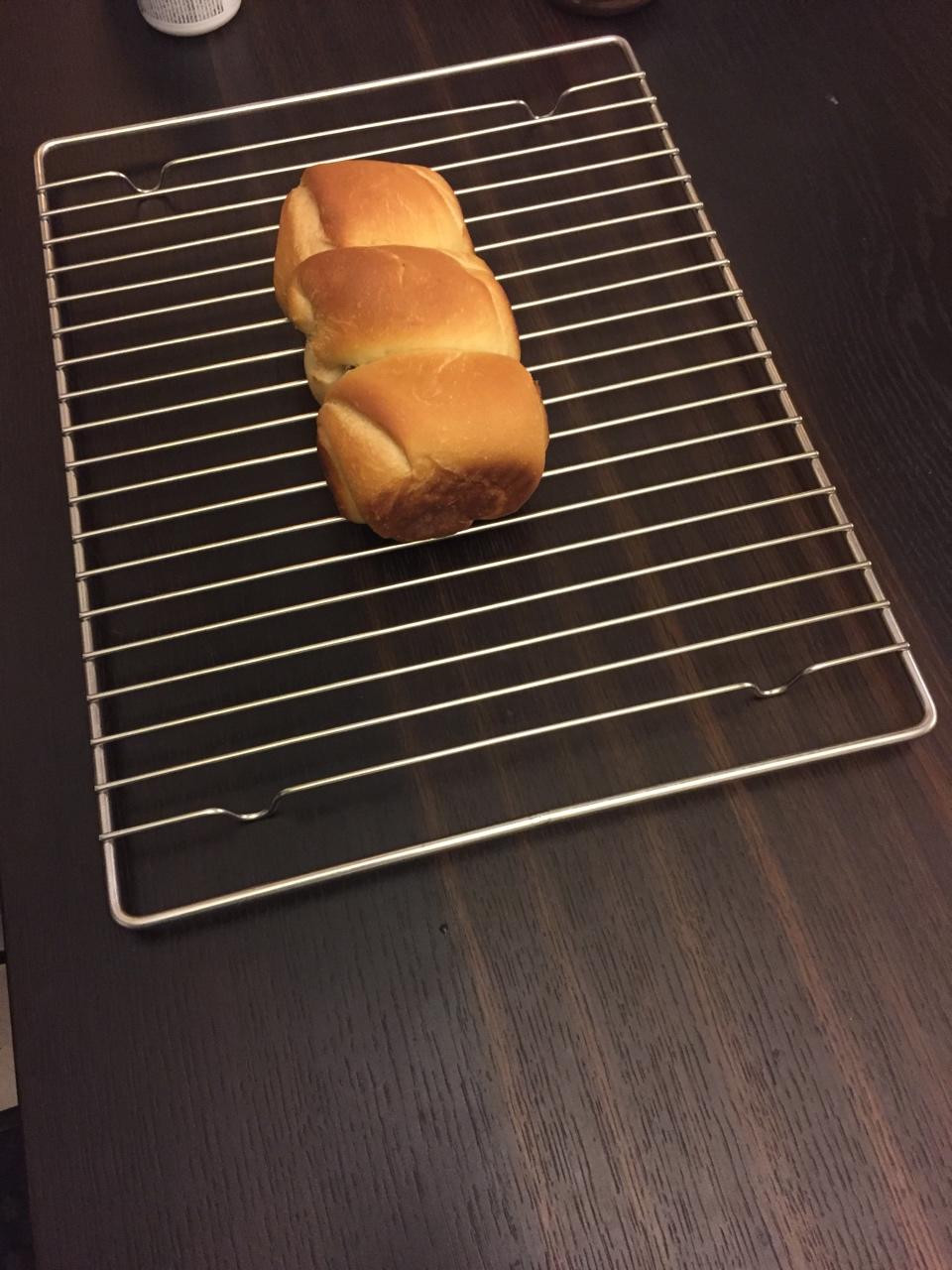 【曼达小馆】松松软软还带奶香的西式大馒头：牛奶吐司