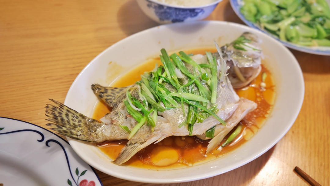 清蒸鱼（鲈鱼/多宝鱼/桂花鱼/石斑鱼……）