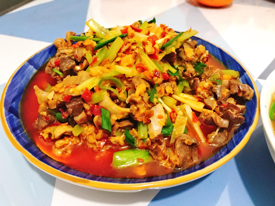 泡椒鸡杂