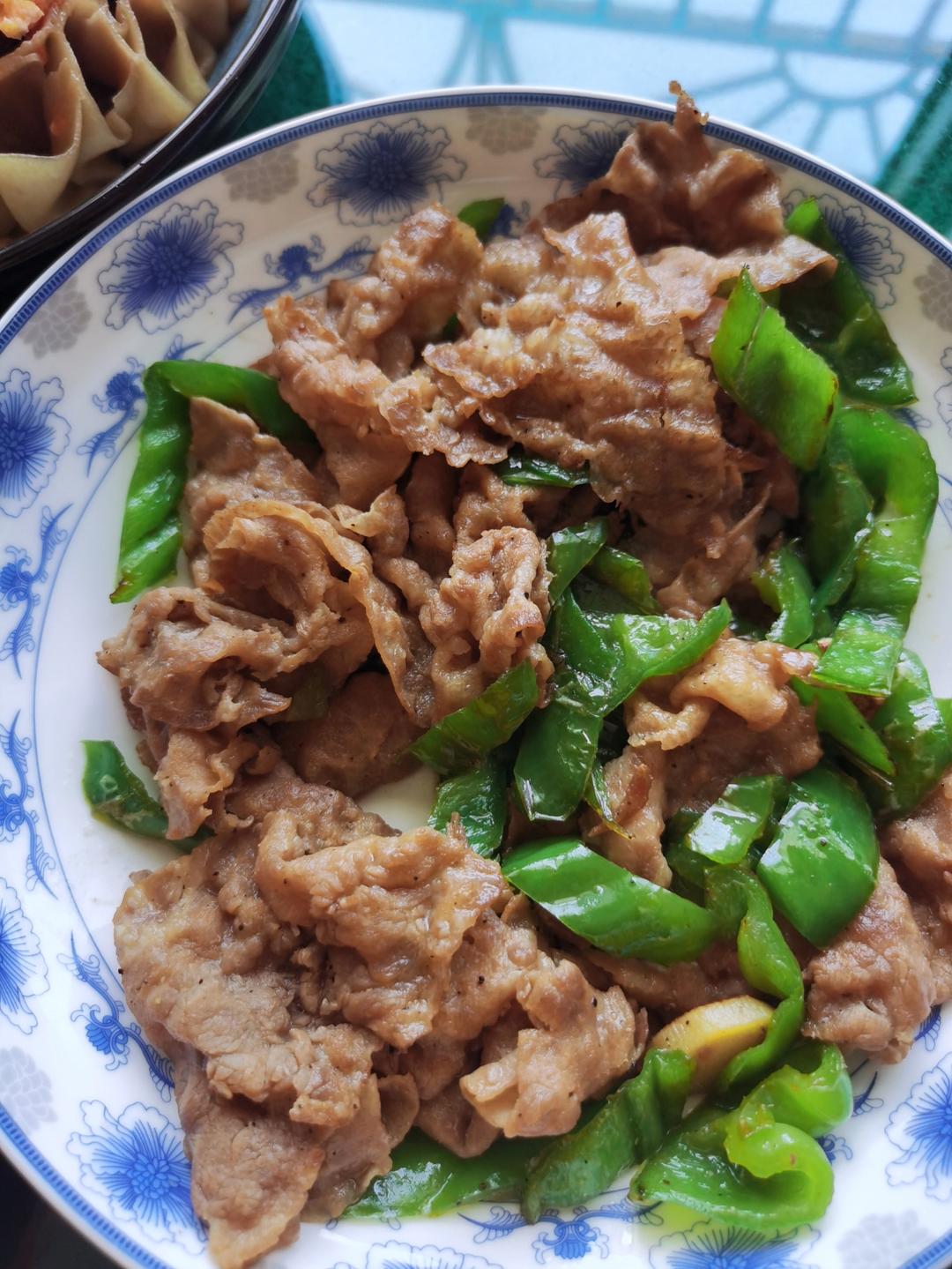巨下饭的青椒肥牛卷~鲜嫩爽滑