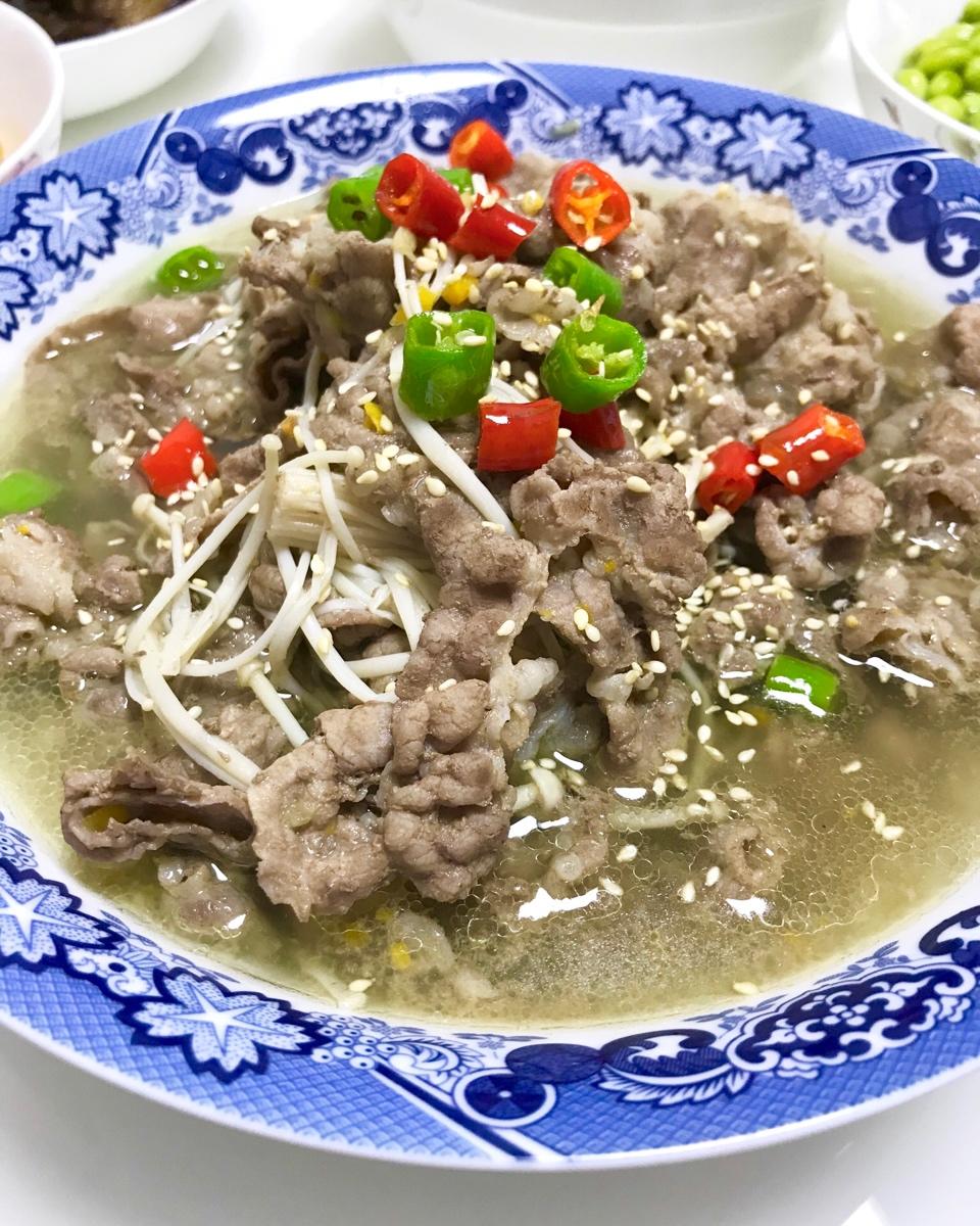 酸汤肥牛