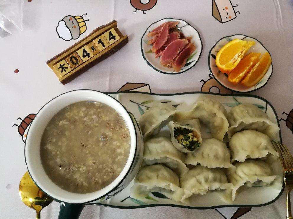 菠菜鸡蛋素水饺-煎饺
