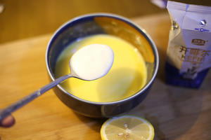 酸奶柠檬蛋糕的做法 步骤5