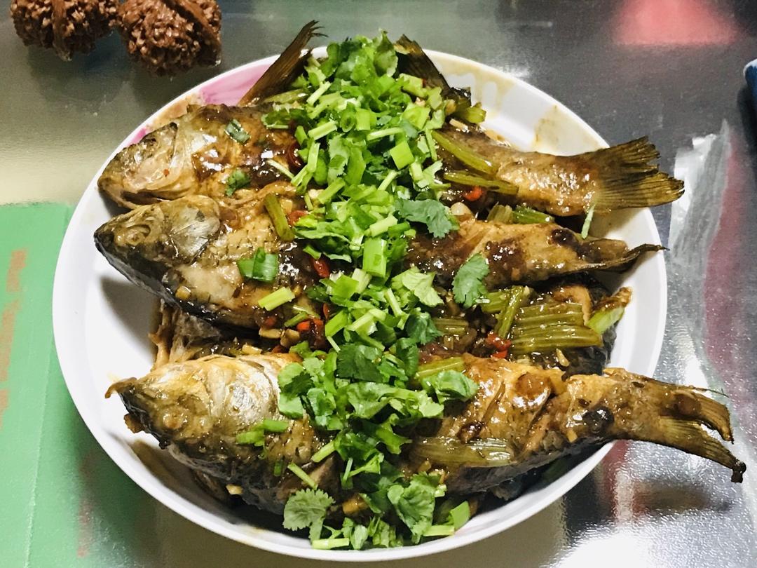 香煎鲫鱼（简单易做）