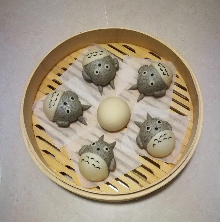 龙猫家族豆沙包