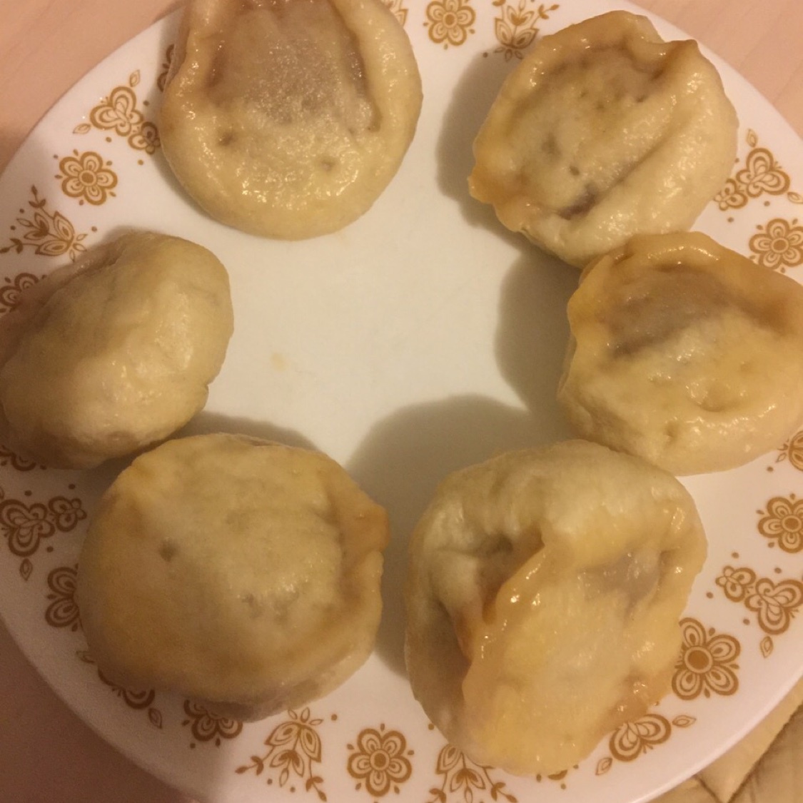 鲜美多汁的洋葱牛肉包子