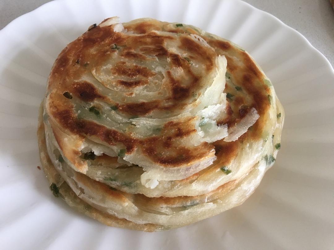 堂妈教你做飘香葱油饼