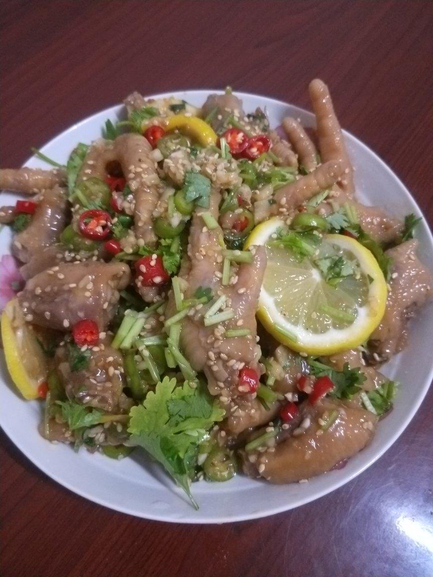 酸辣柠檬脱骨鸡手