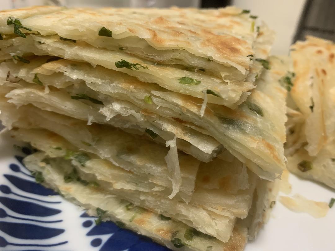 千层葱油饼的做法