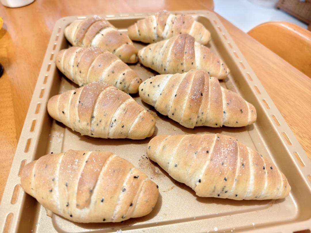 国风花椒芝麻海盐卷，这个搭配好吃哭了