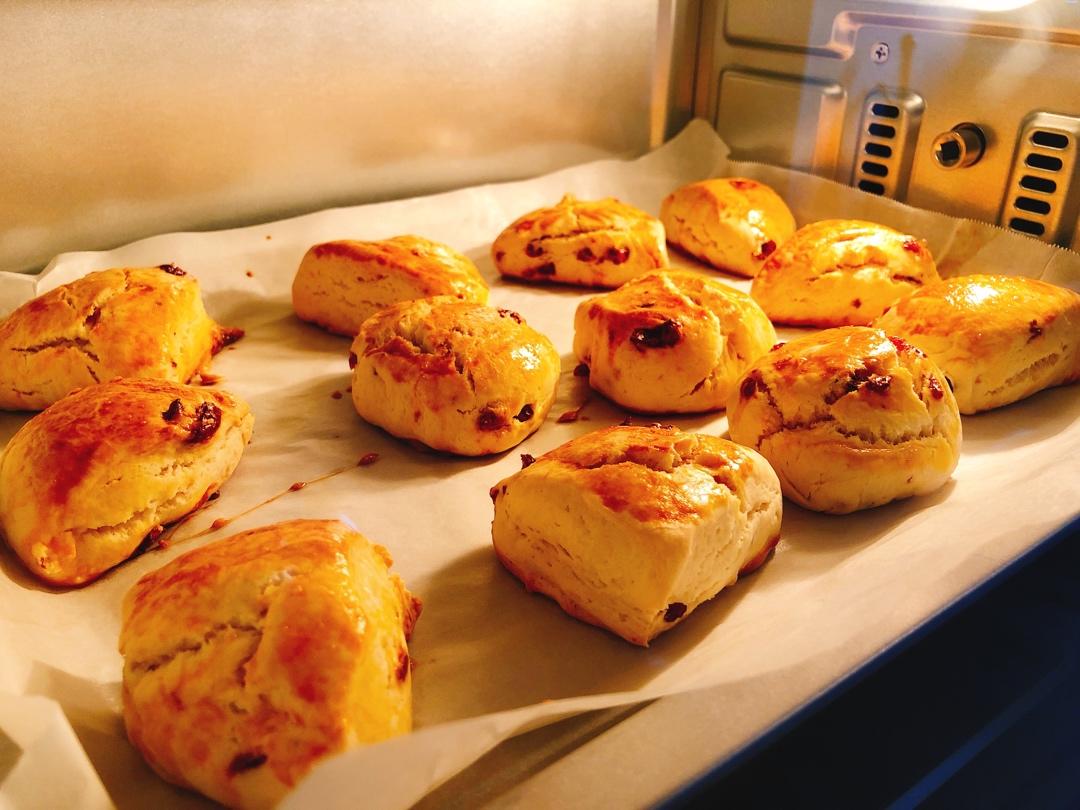 belle87做的英式司康-蔓越莓司康饼