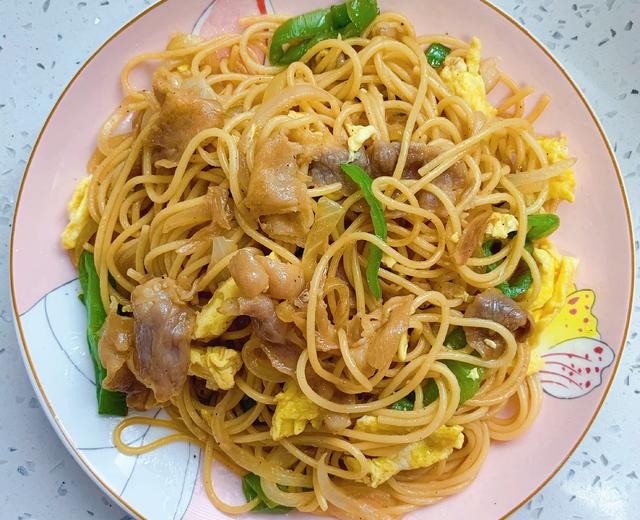 黑胡椒肥牛意大利面的做法