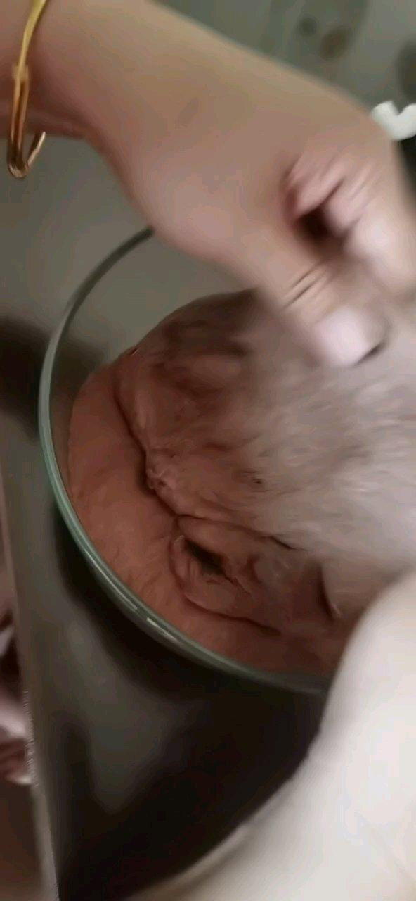 火遍东京的巧克力脆脆珠面包