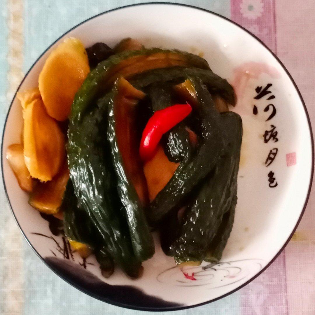 脆腌小黄瓜妞