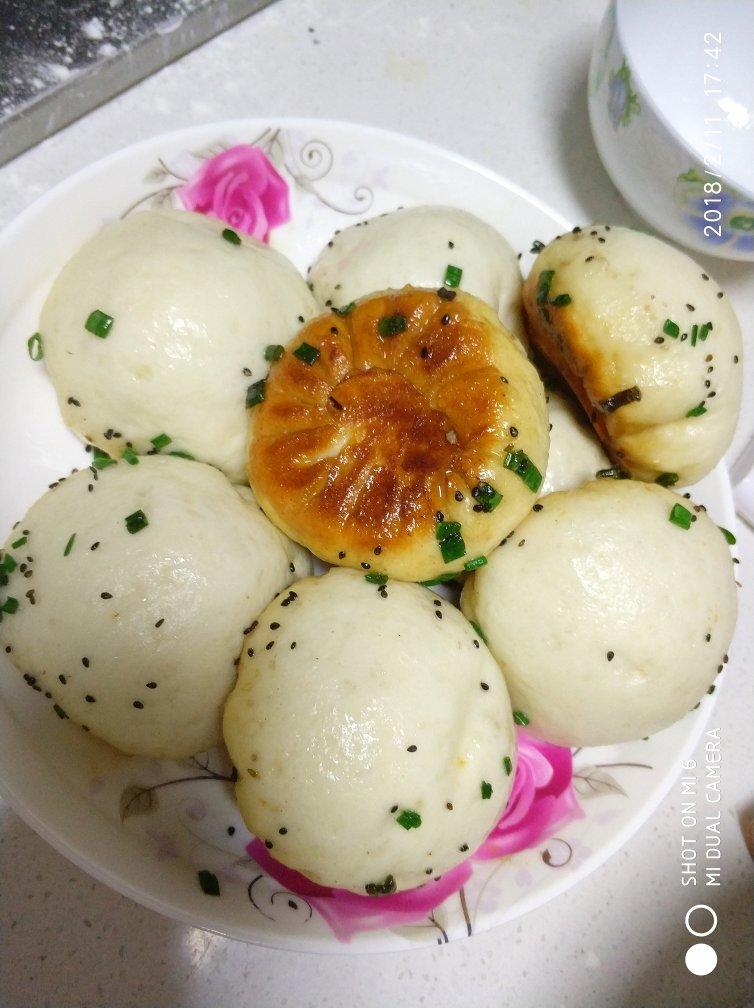 鲜虾猪肉生煎包（一定要看视频哟~）