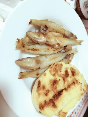 香煎沙丁鱼➕馍片的做法 步骤4