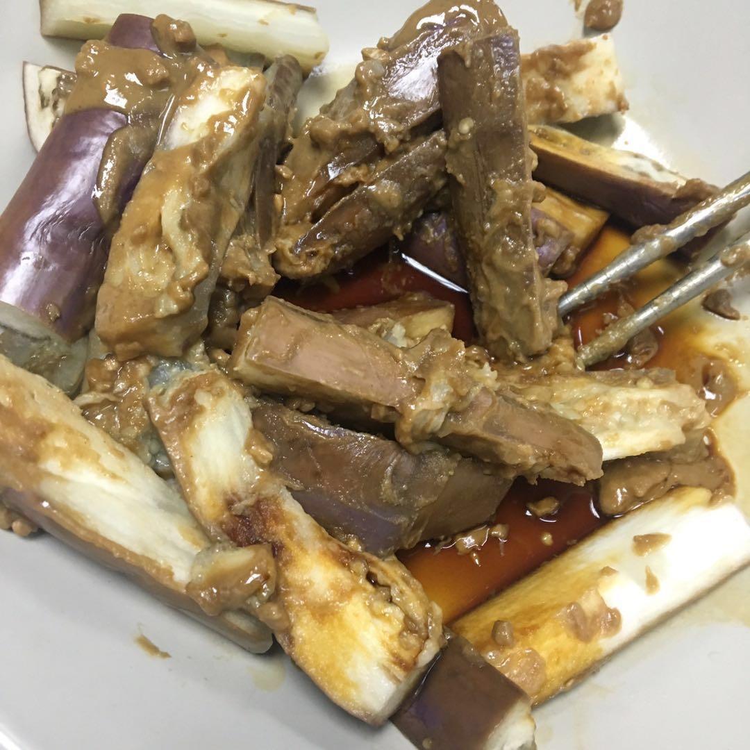麻酱蒜泥蒸茄子