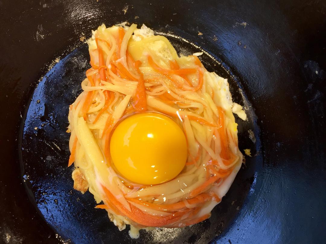 土豆丝鸡蛋饼
