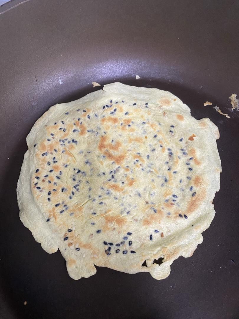 只需一把平底锅㊙️【芝麻蛋卷】来喽