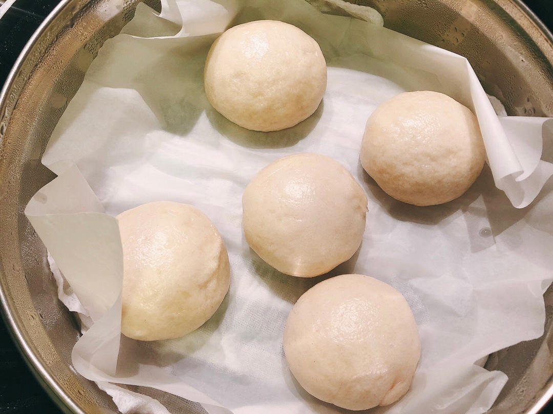 新手做馒头也能100%成功——附上非常详细的视频步骤（一次发酵法）