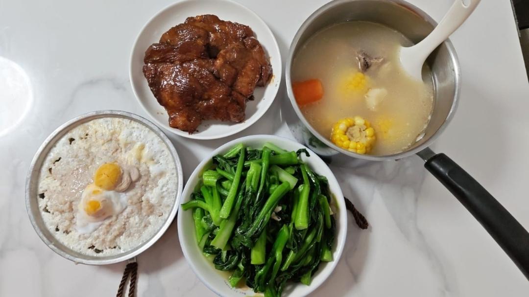 豬仔的“阿茂整餅”