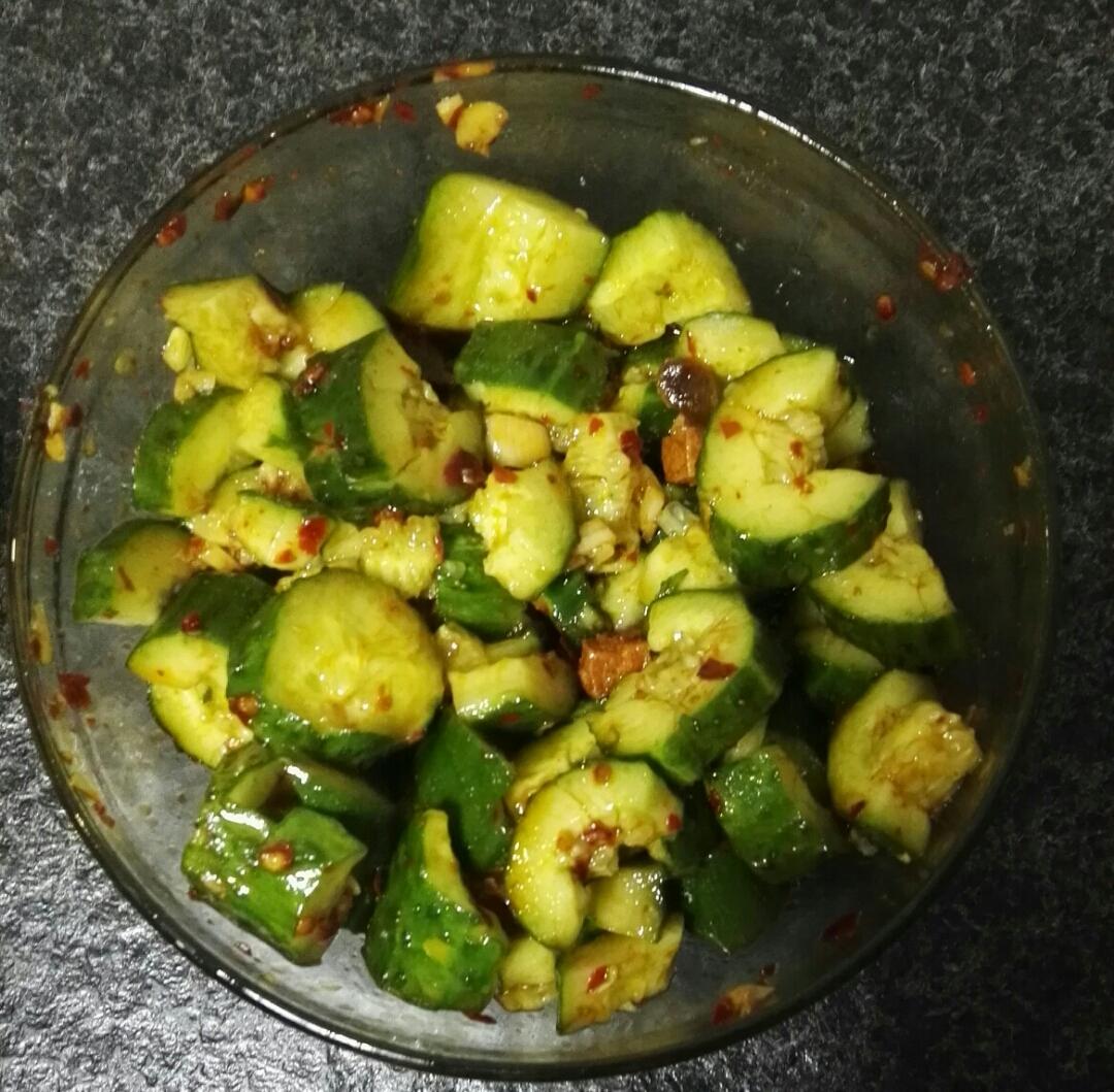凉拌黄瓜