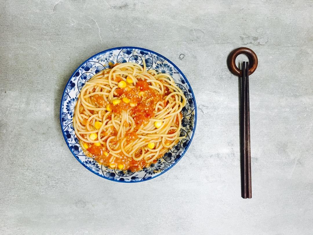 番茄肉酱意大利面