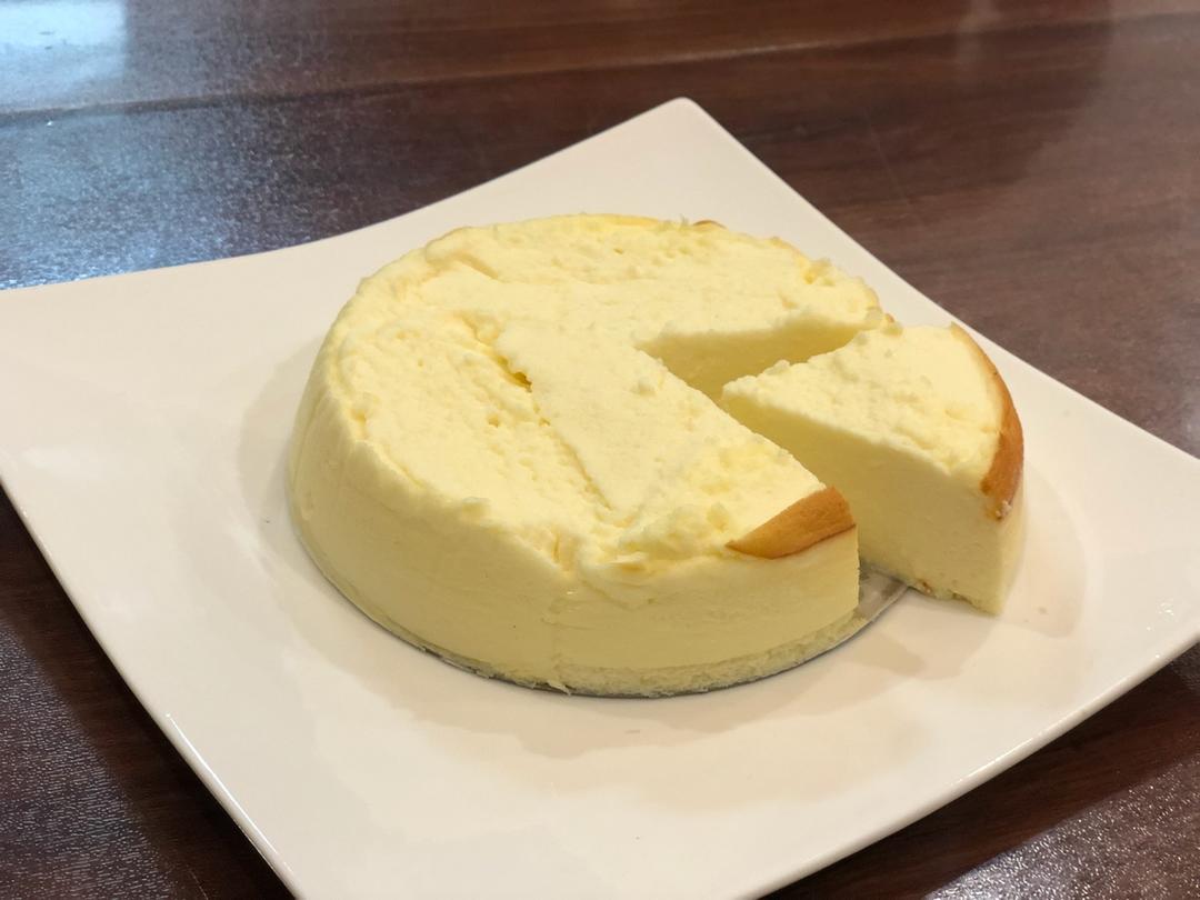 日式轻乳酪蛋糕（6寸）