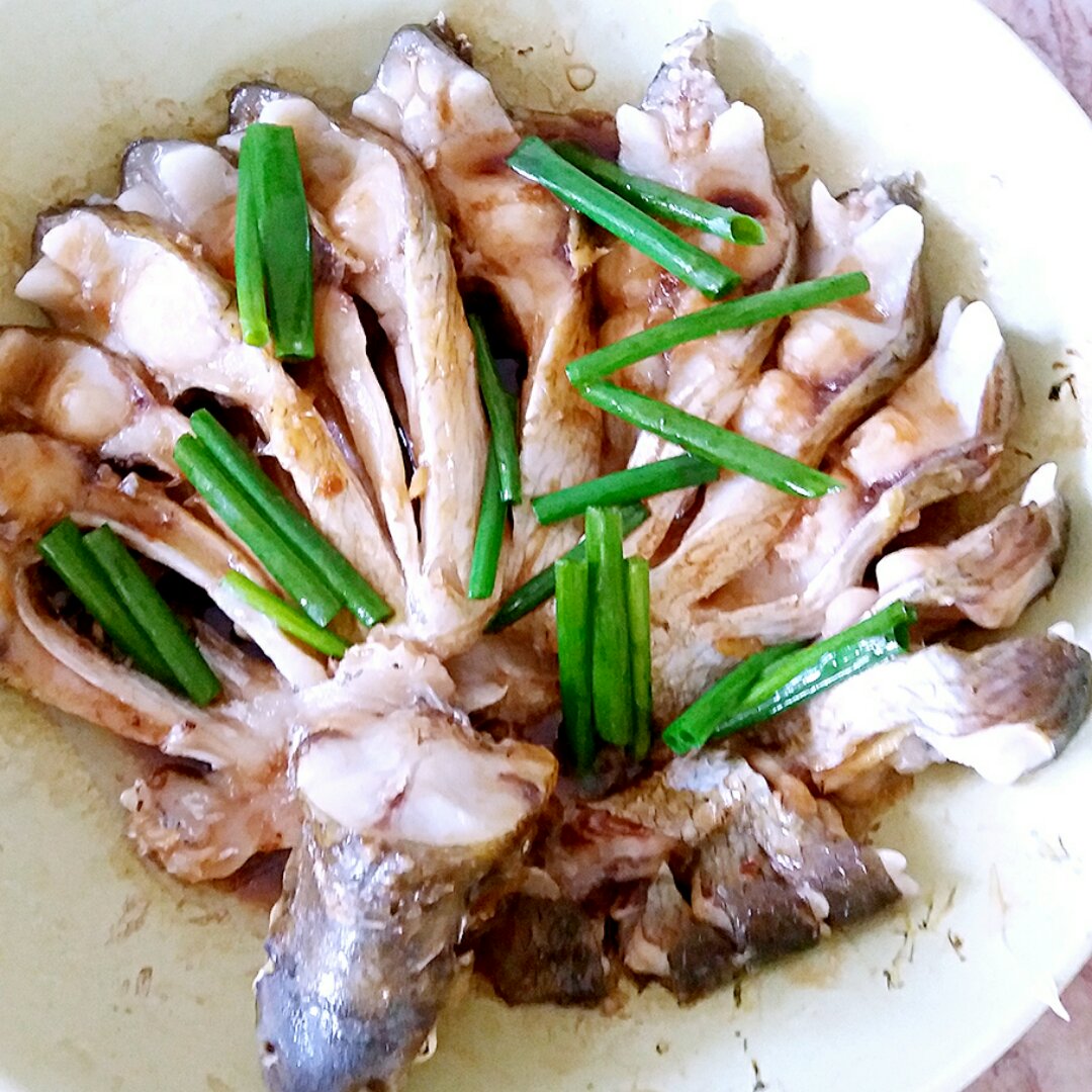 孔雀开屏清蒸鱼