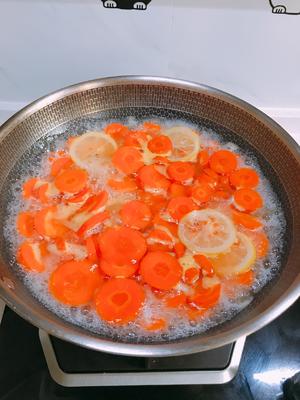 健康无添加胡萝卜🥕干（电磁炉版和烤箱版俱在^_^）的做法 步骤3