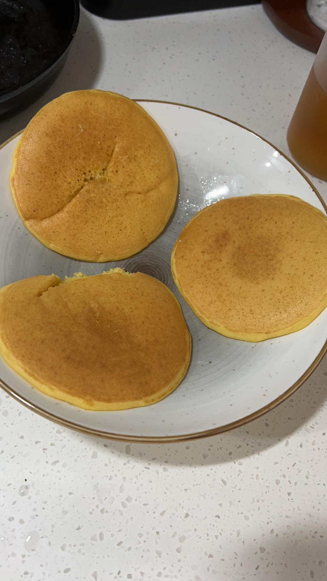 玉米面松饼，早起5分钟搞定，又软又健康
