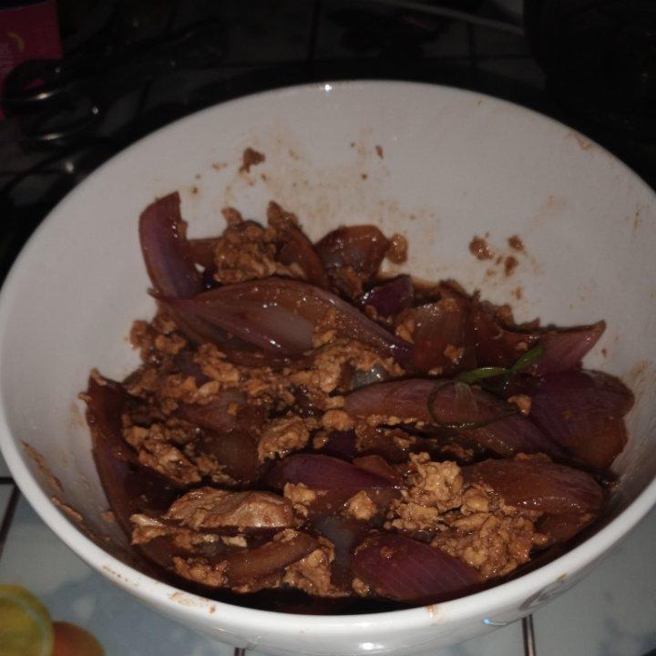 降压防癌的好食材  洋葱炒鸡蛋