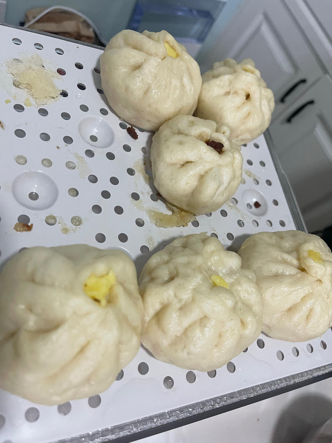 云朵般松软爆浆蜜汁叉烧包