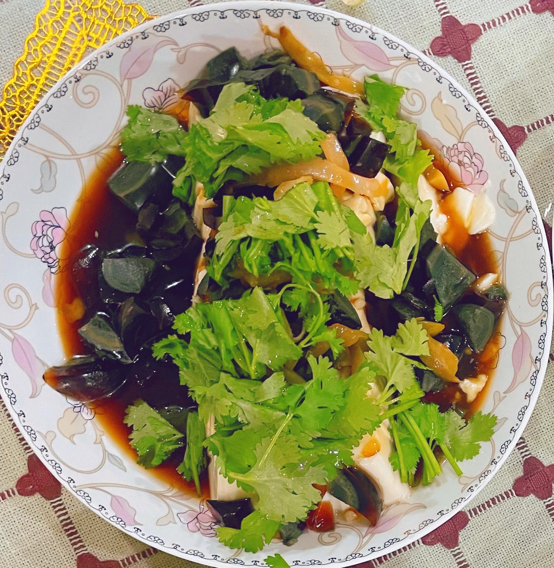 【最佳CP～】凉拌皮蛋豆腐✨