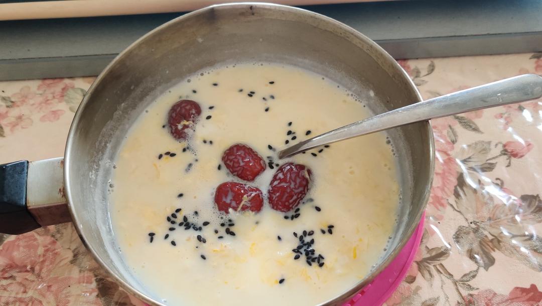 happppylee做的牛奶鸡蛋醪糟 冬日里最爱的甜品汤