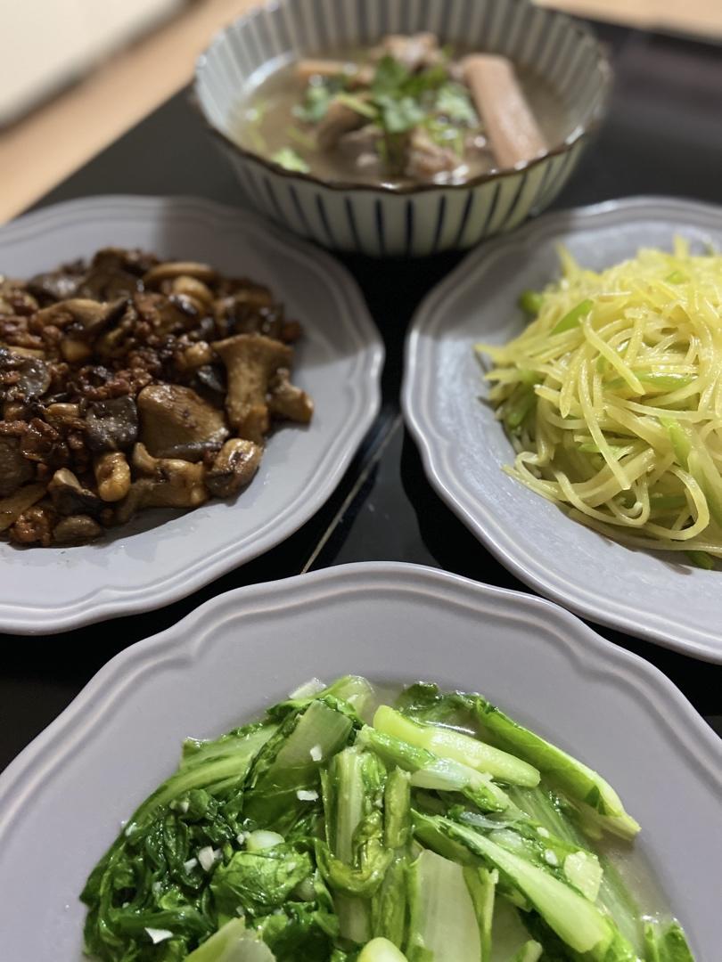 最家常-青椒土豆丝