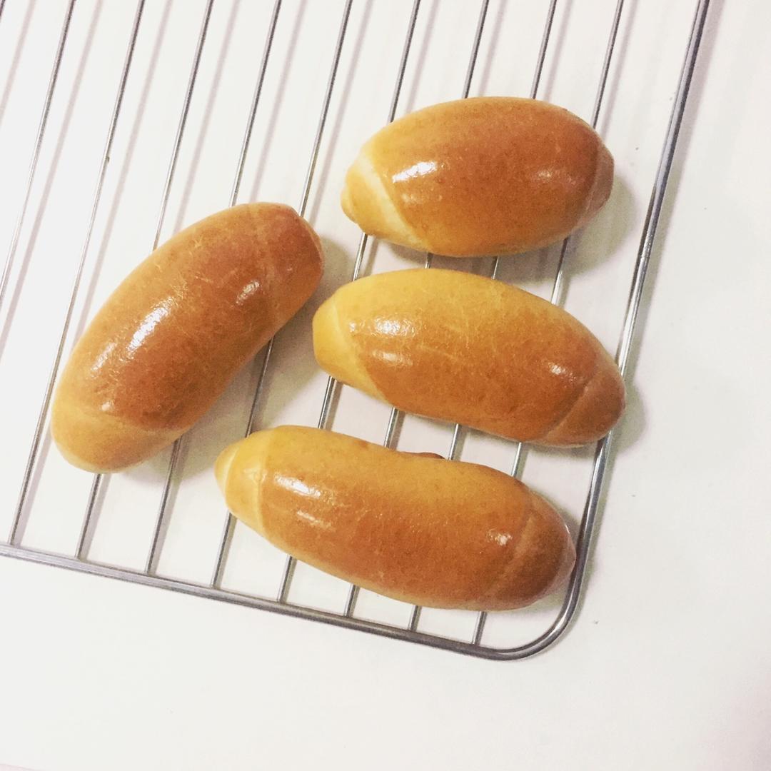 黄油面包卷