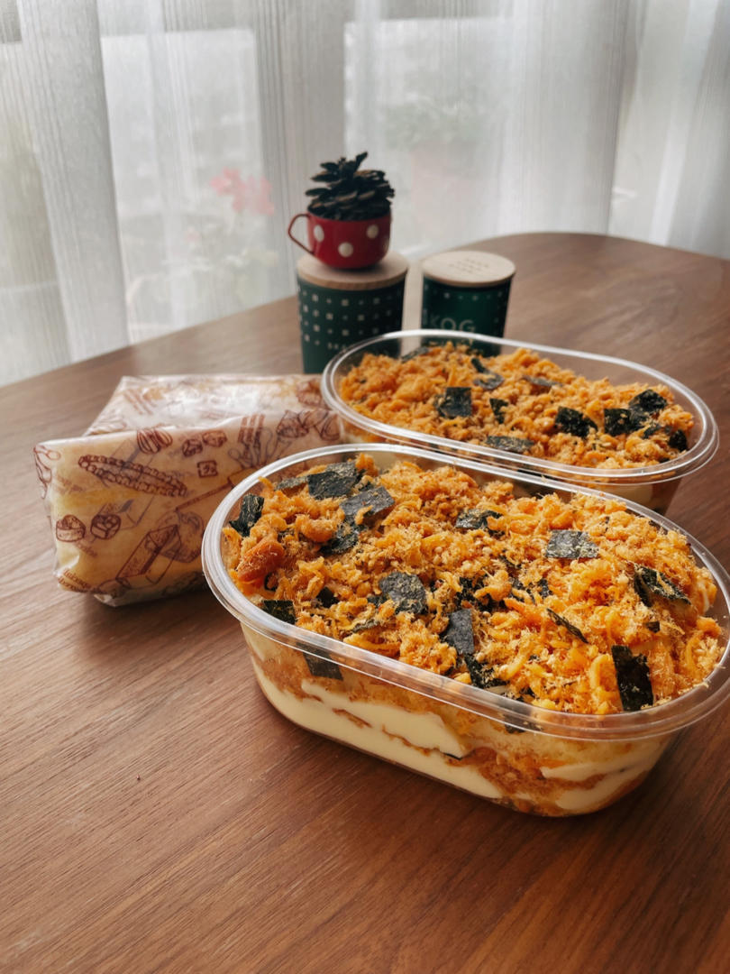 肉松小贝 肉松盒子蛋糕(清爽不腻的自制卡仕达酱，味道不输某师傅哦)