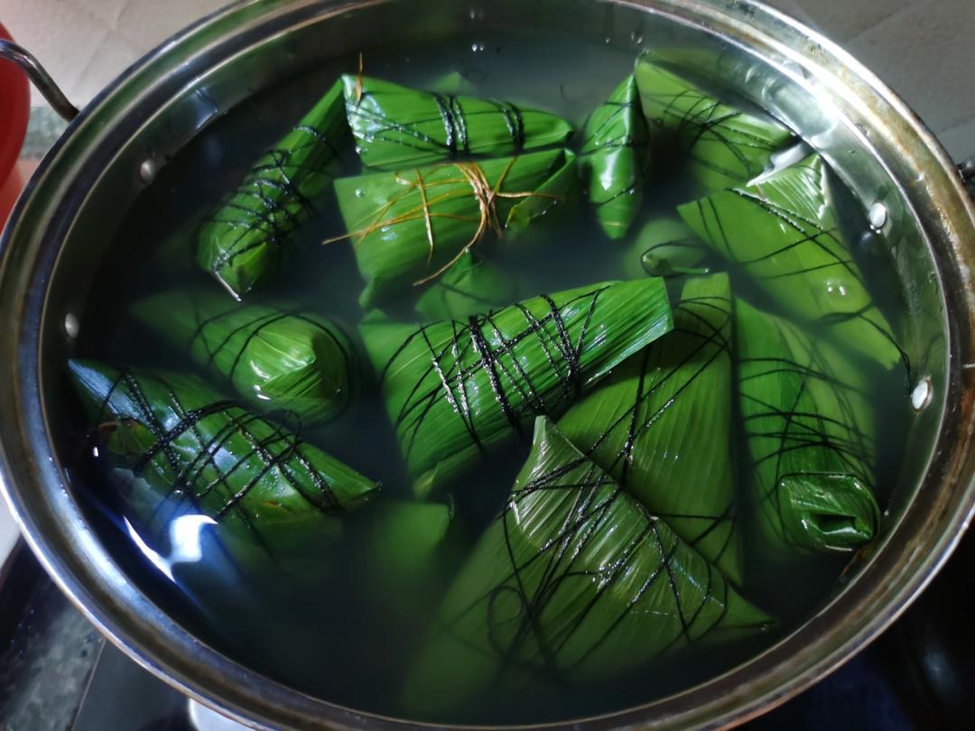 好吃到飞起的肉粽子