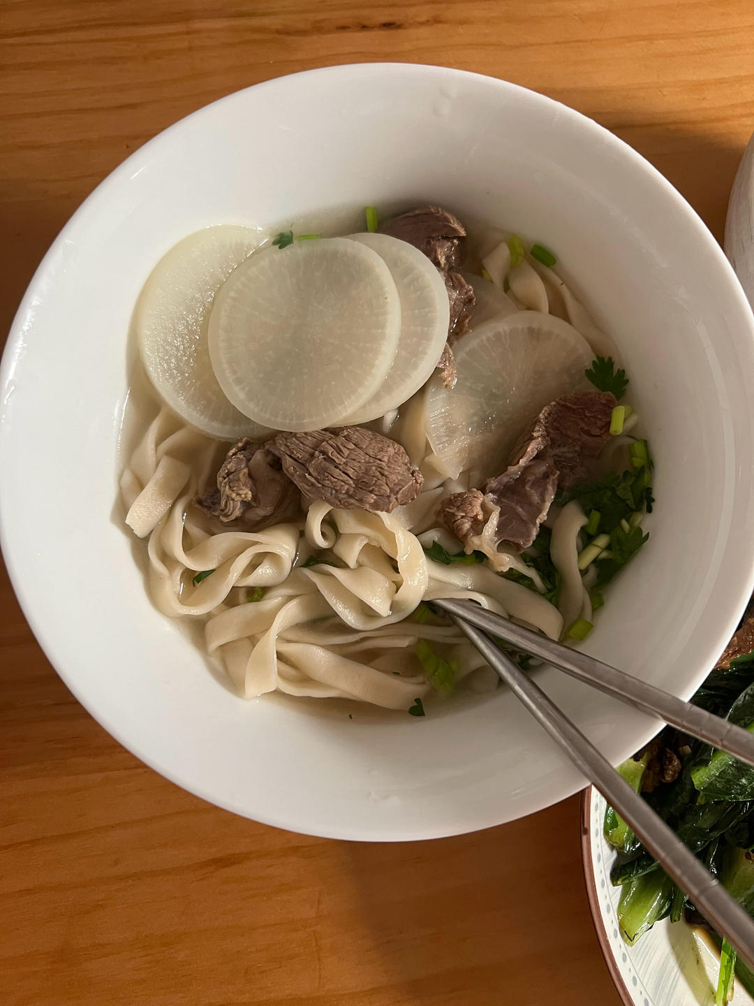 正宗兰州牛肉面～～                        不是兰州拉面😁