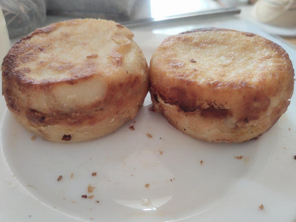 早餐霸王~沉甸甸鸡蛋汉堡