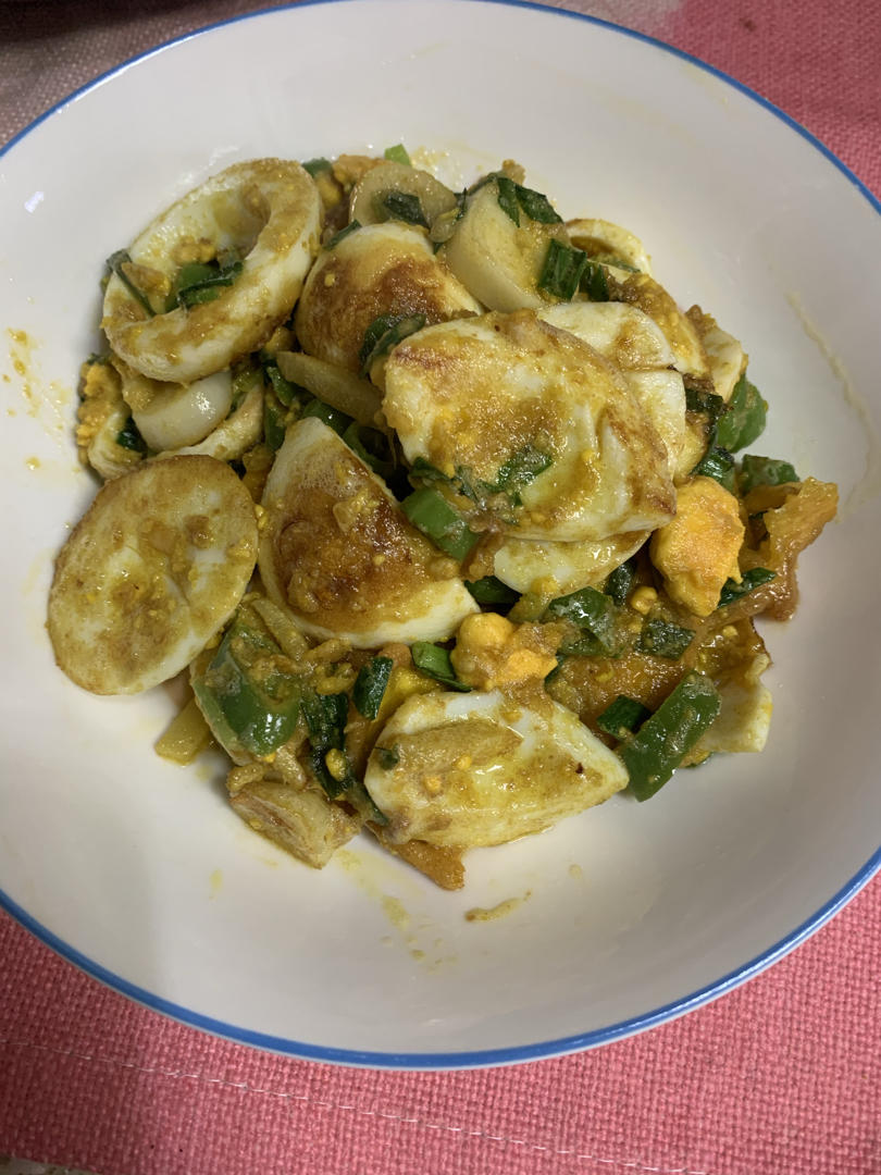 督宝娘做的香辣爆炒煮鸡蛋