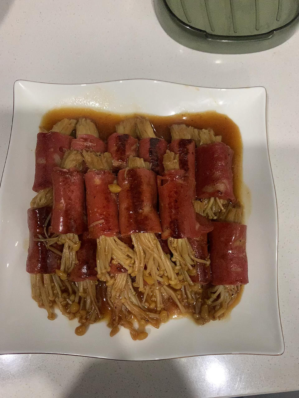 快手十分钟【金针菇培根卷】